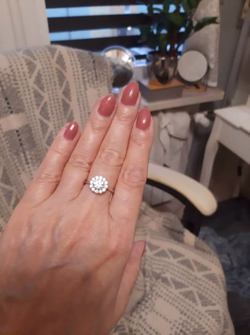 Silver and Moissanite Flower - immagine 3